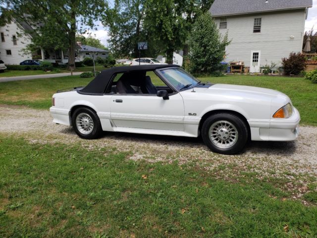 1989 Ford Mustang
