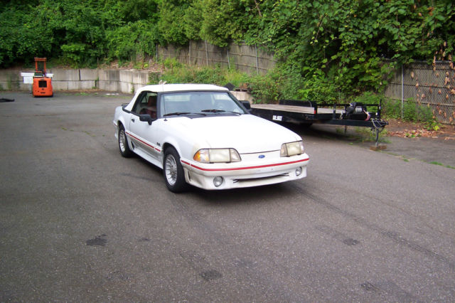 1989 Ford Mustang