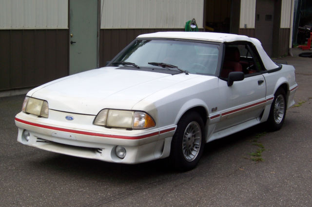 1989 Ford Mustang