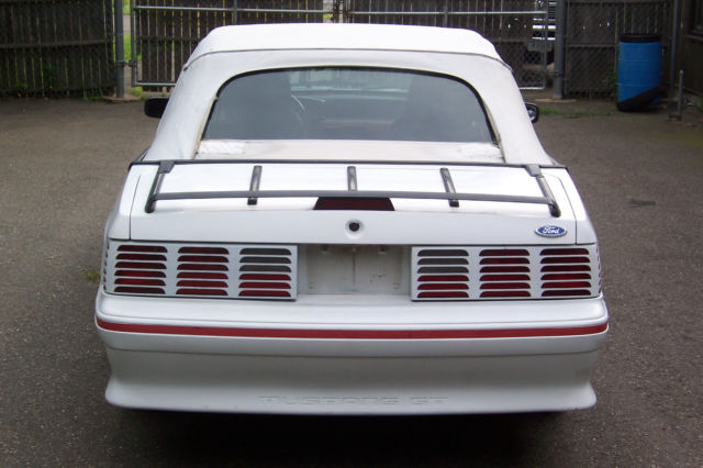 1989 Ford Mustang
