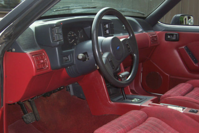 1989 Ford Mustang