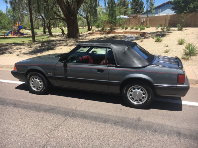 1989 Dark Gray Metallic Ford Mustang Convertible