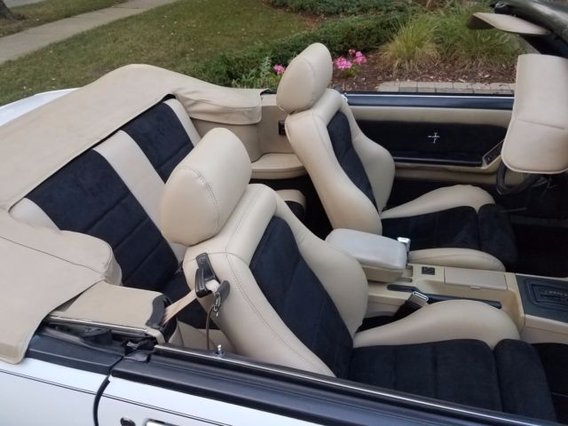 1989 White Ford Mustang Convertible