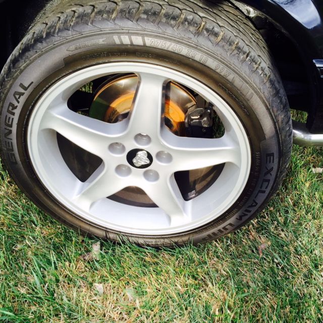 1989 White Ford Mustang Coupe