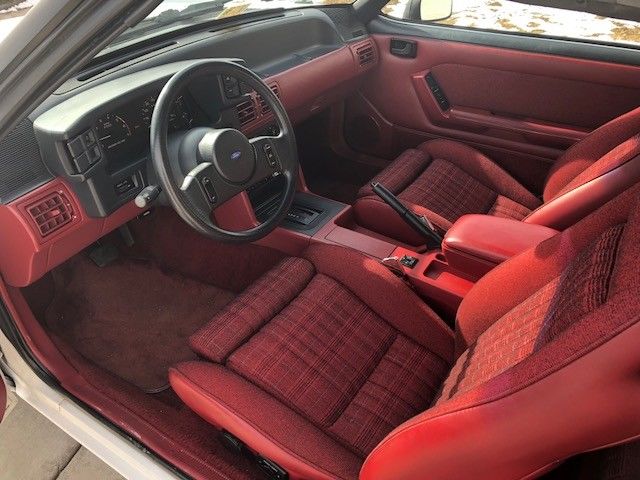 1989 WHITE Ford Mustang Convertible