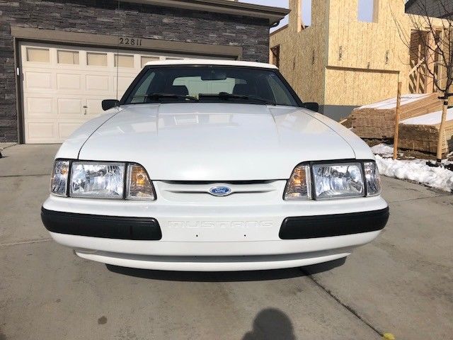 1989 WHITE Ford Mustang Convertible