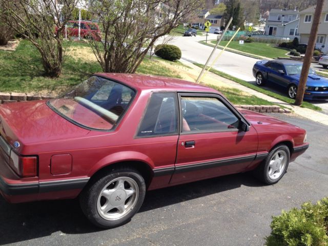 1989 Red Ford Mustang Coupe