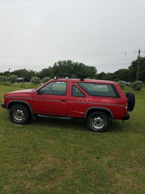 1989 Red Nissan Pathfinder SUV