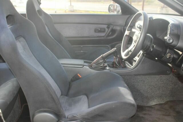 1989 Gray Nissan GT-R Coupe