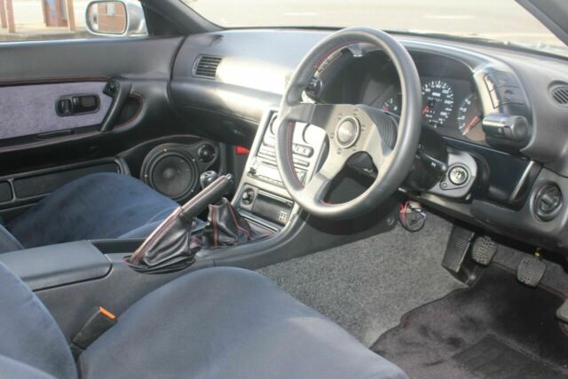 1989 Gray Nissan GT-R Coupe