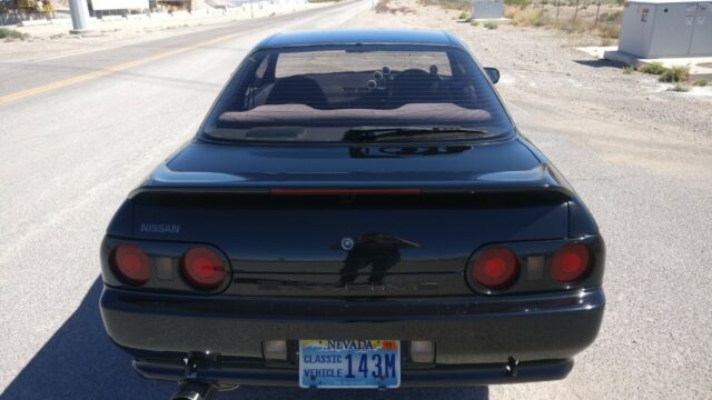 1989 Black Nissan Skyline Coupe