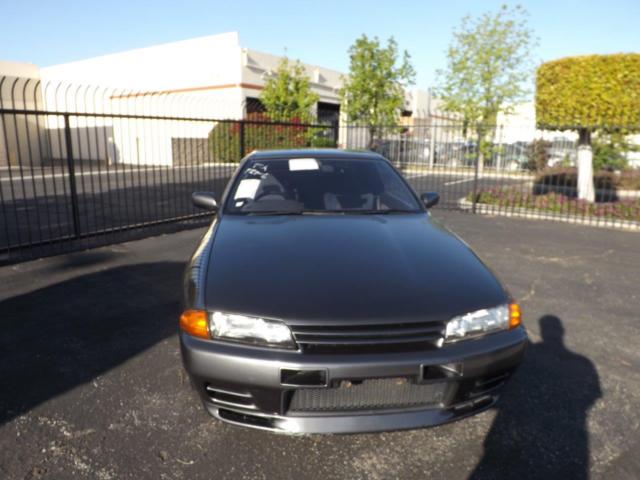 1989 KH2 Gun Grey Metallic Nissan GT-R Coupe