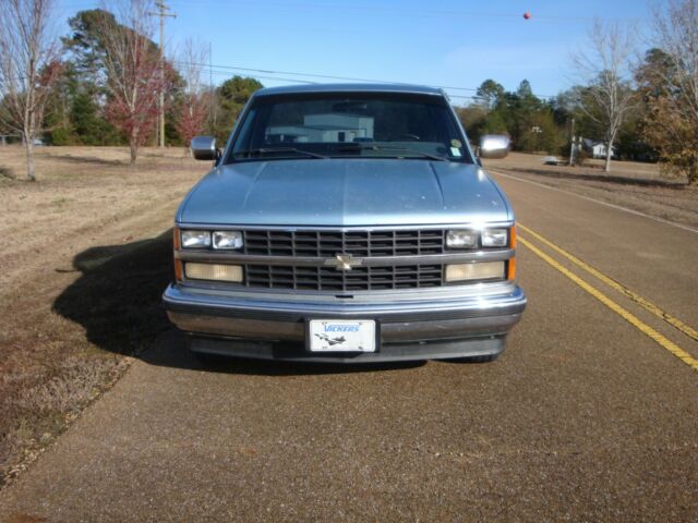 1989 Blue Chevrolet Silverado 1500 Standard Cab Pickup