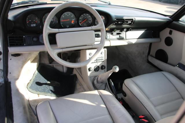 1989 -- Porsche 911 Coupe