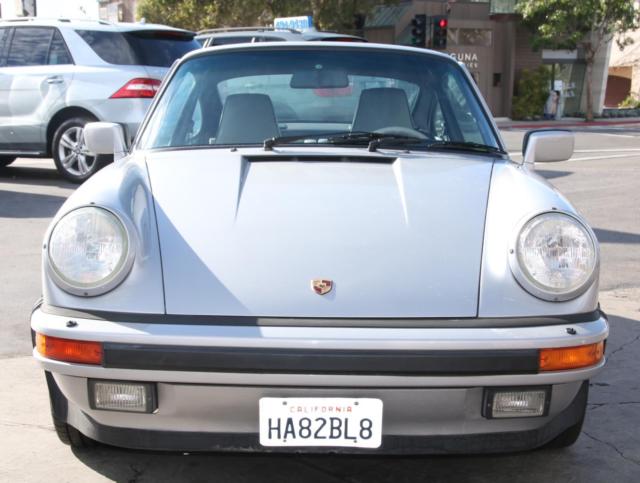 1989 -- Porsche 911 Coupe