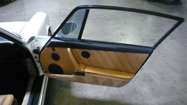 1989 White Porsche 911 Coupe