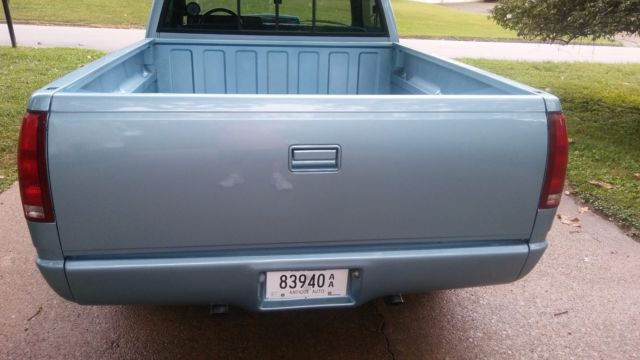1989 Blue Chevrolet C/K Pickup 1500