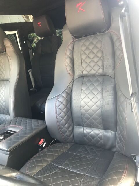 1989 White Land Rover Defender 5 Door