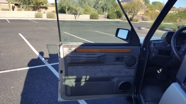 1989 Silver Land Rover Range Rover