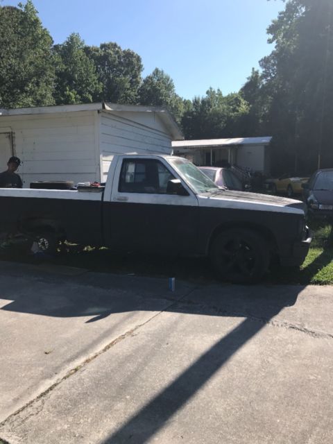 1989 Black Chevrolet S-10
