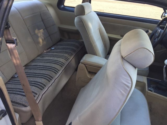 1989 White Ford Mustang Coupe