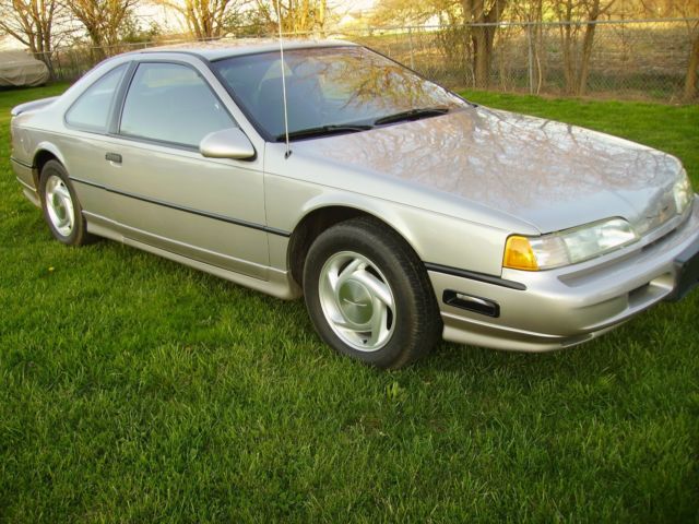 1989 Silver Ford Thunderbird Coupe