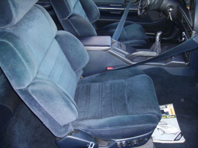 1989 Silver Ford Thunderbird Coupe