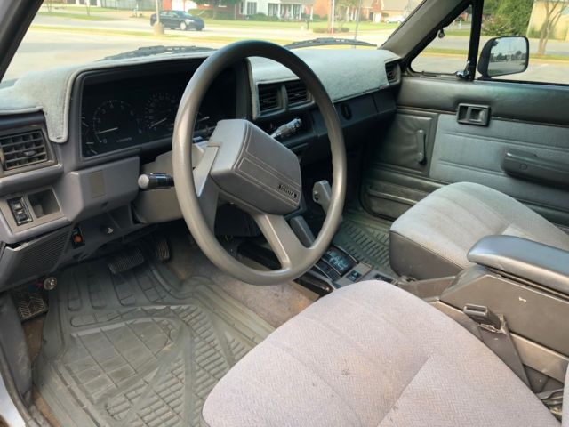 1989 Silver / Black Toyota 4Runner SUV