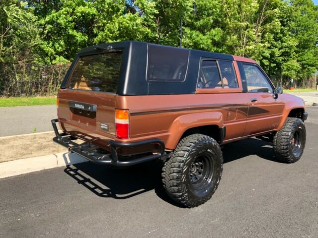 1989 Brown Toyota 4Runner SUV