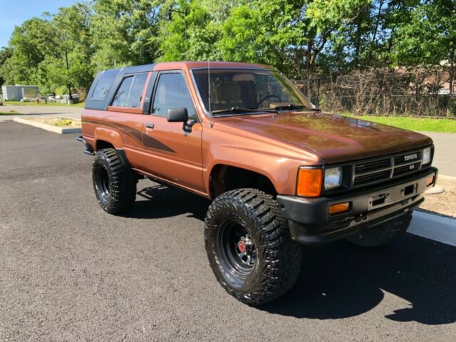 1989 Brown Toyota 4Runner SUV