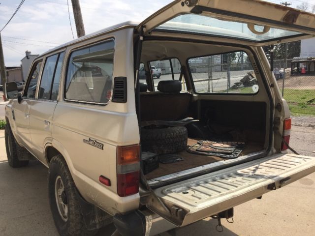 1989 Tan Toyota Land Cruiser SUV