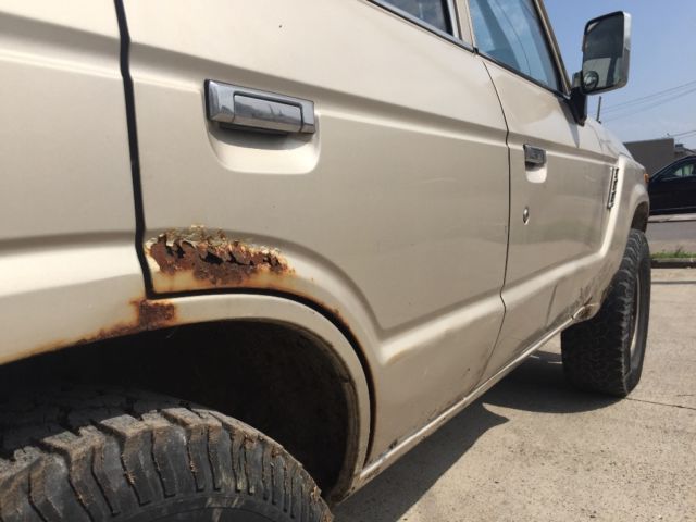 1989 Tan Toyota Land Cruiser SUV