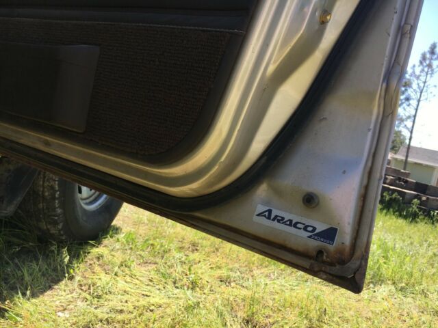 1989 Beige metallic Toyota Land Cruiser