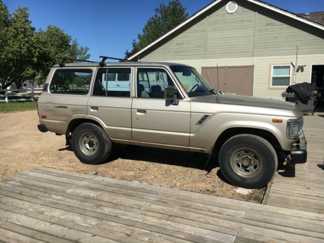 1989 Beige metallic Toyota Land Cruiser