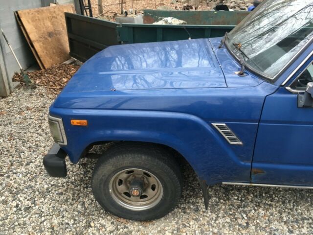 1989 Blue Toyota Land Cruiser Wagon