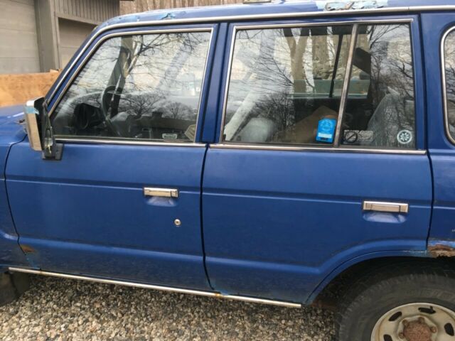 1989 Blue Toyota Land Cruiser Wagon