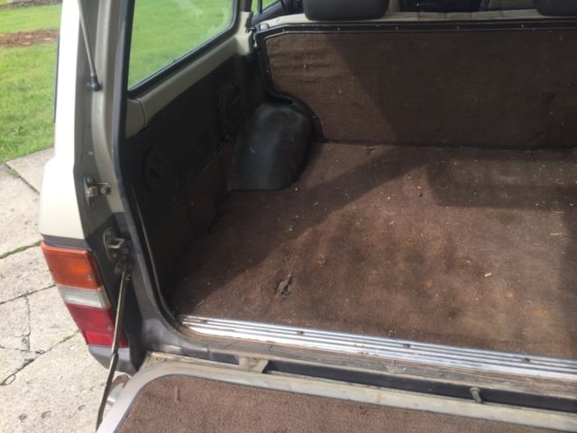 1989 Brown Toyota Land Cruiser 4 door