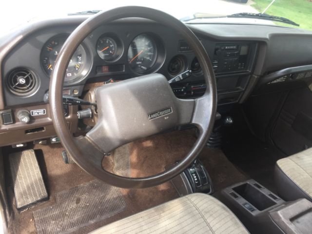 1989 Brown Toyota Land Cruiser 4 door