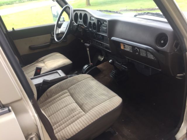 1989 Brown Toyota Land Cruiser 4 door