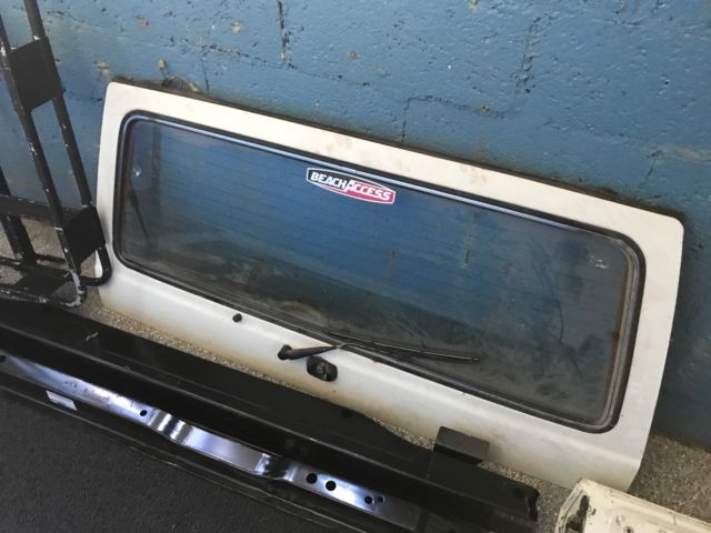 1989 White Toyota Land Cruiser