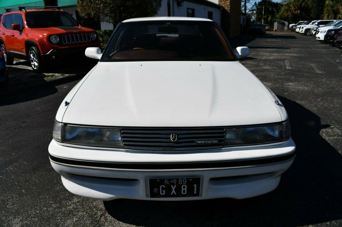 1989 White Toyota MARK II TWIN TURBO SEDAN