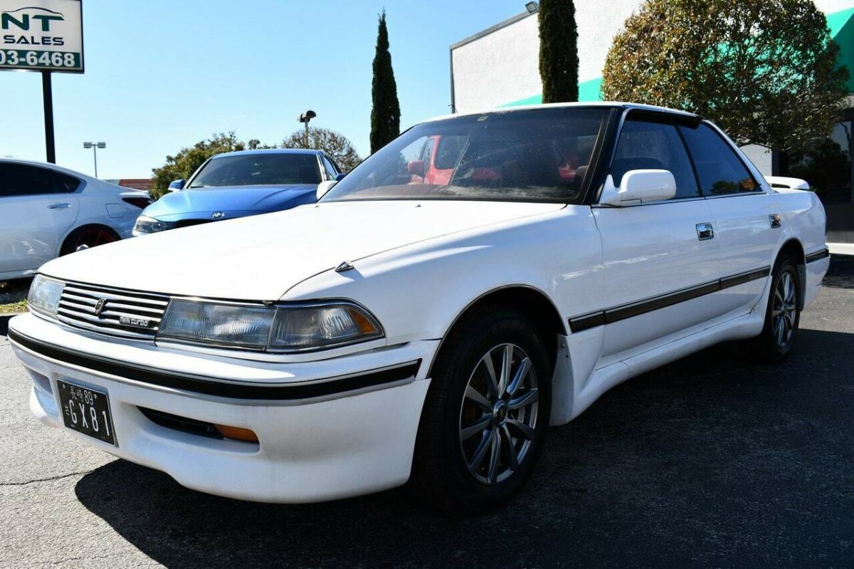 1989 White Toyota MARK II TWIN TURBO SEDAN
