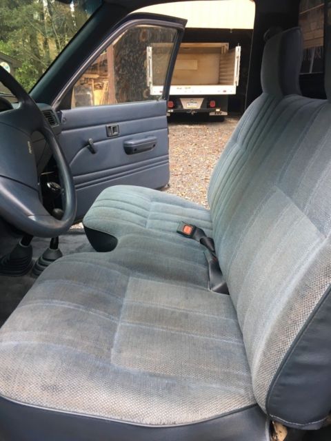 1989 Blue Toyota Pickup Standard Cab Pickup