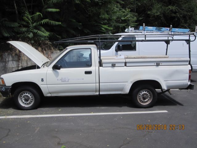 1989 White Toyota Pickup Long Bed Pickup