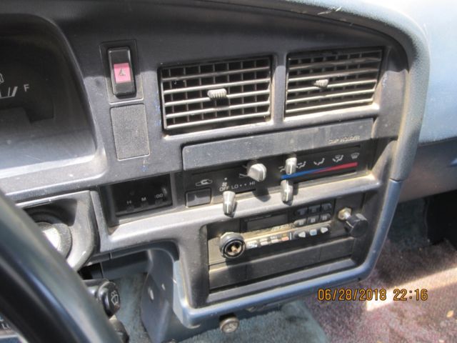 1989 White Toyota Pickup Long Bed Pickup