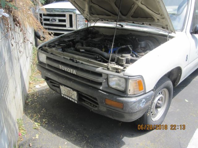 1989 White Toyota Pickup Long Bed Pickup