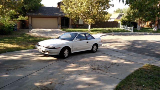 1989 White Toyota Corolla Coupe