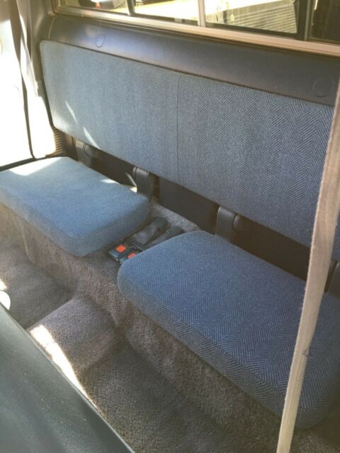 1989 White Toyota SR5