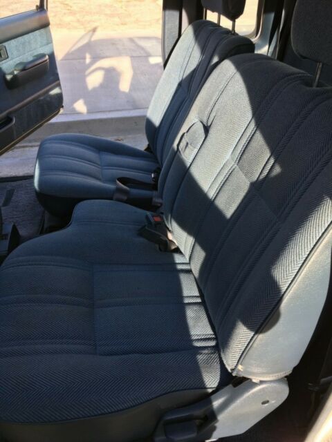 1989 White Toyota SR5