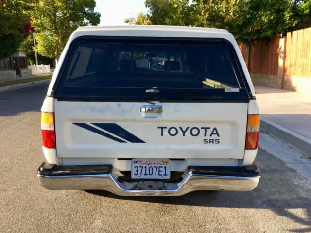 1989 White Toyota SR5